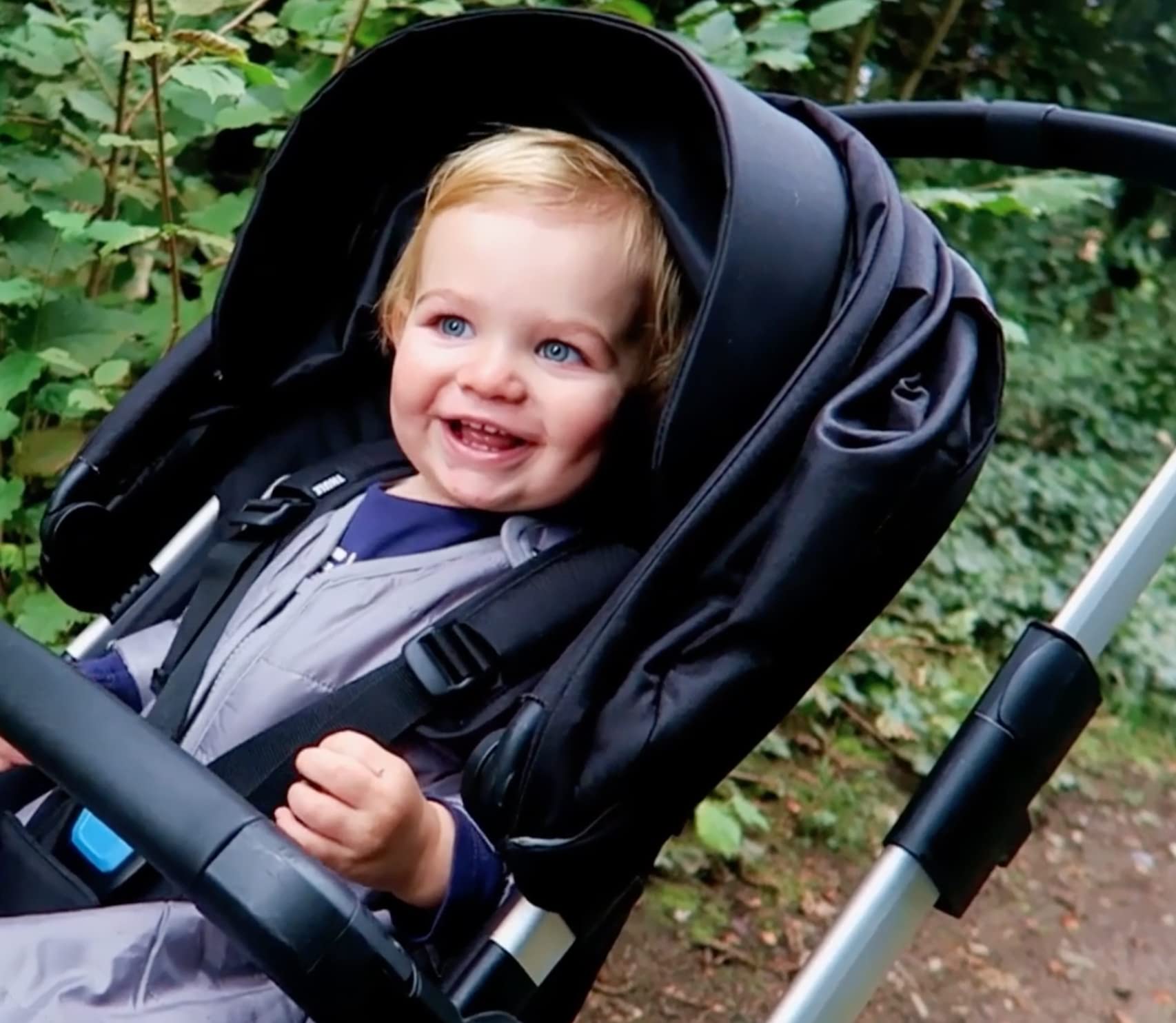 Baby Sleeping Bag - Warm Quilted Duvet Material - Outdoor & Indoor (6-18 months)