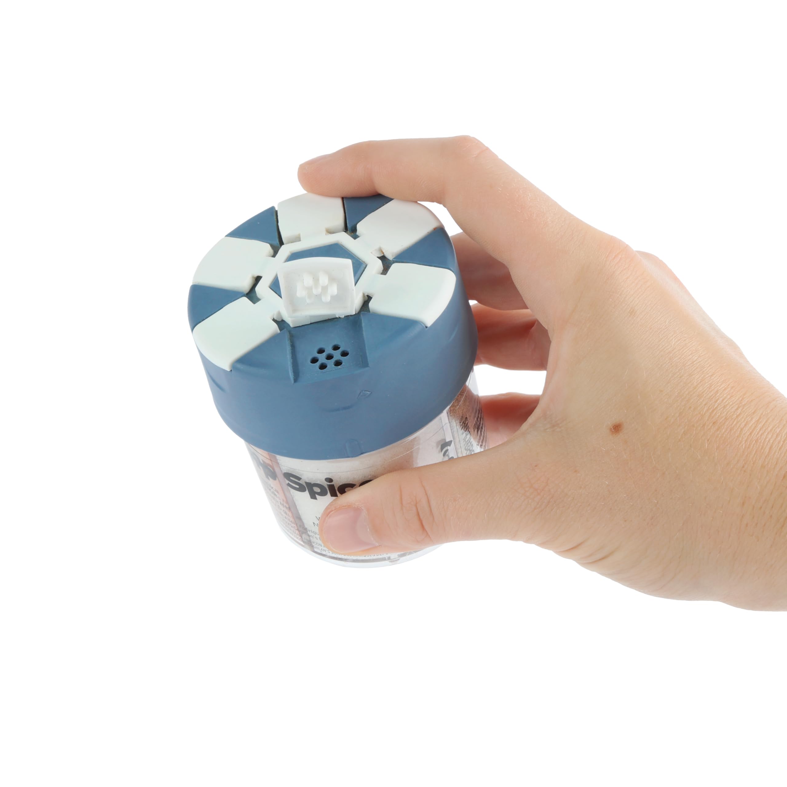 Coghlan’s Multi-Spice Shakers – Compact 6-in-1 Seasoning Containers