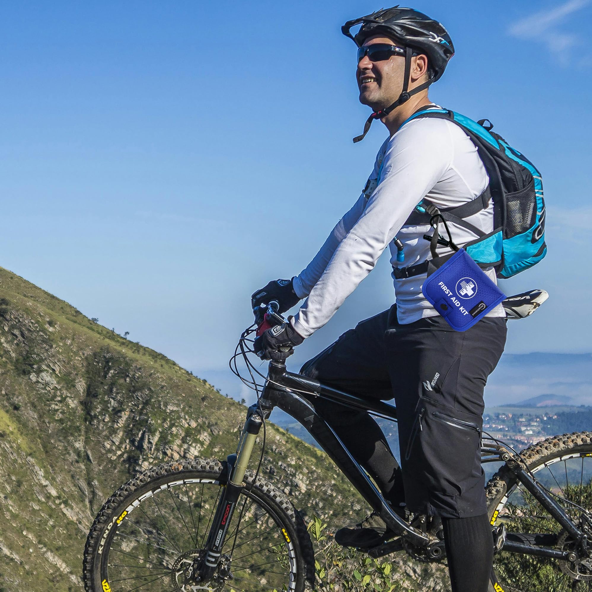 Mini First Aid Kit - 137 Piece Small Emergency Medical Kit